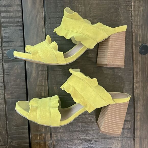 Free People Ruffle Block Heel Sandal Yellow Tan Double Strap Size 9 - Picture 14 of 14